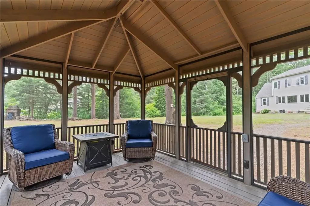 95 Lakehurst Drive Coventry RI 02816