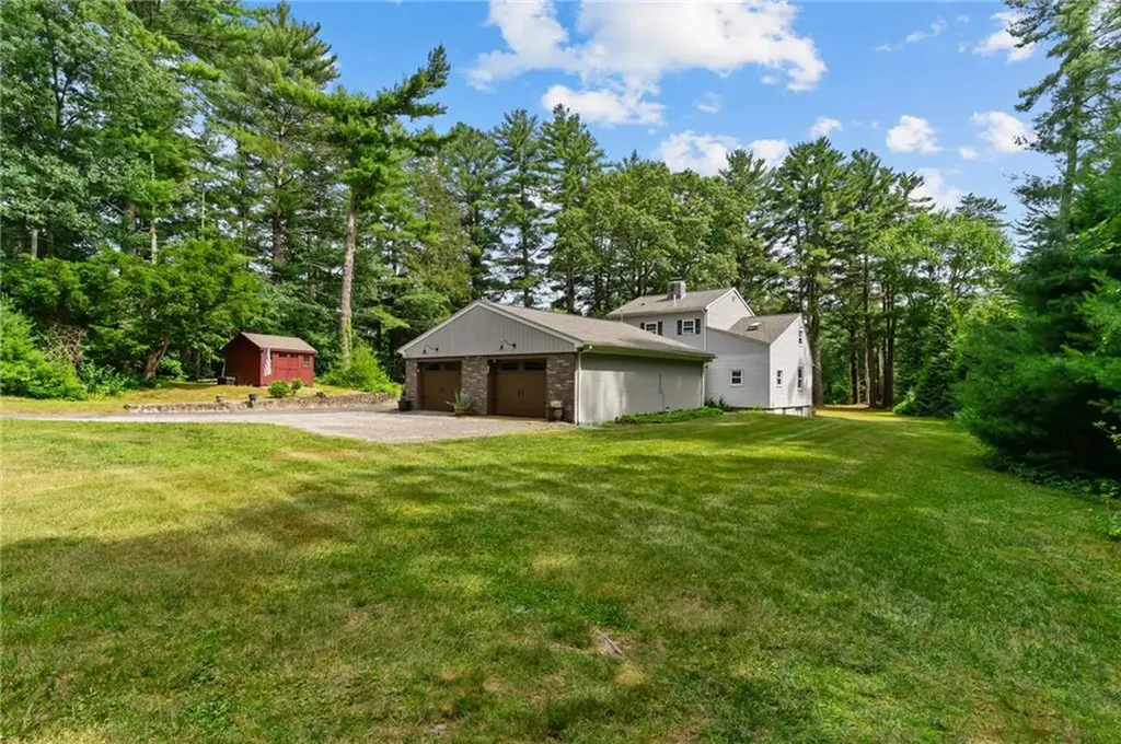 95 Lakehurst Drive Coventry RI 02816