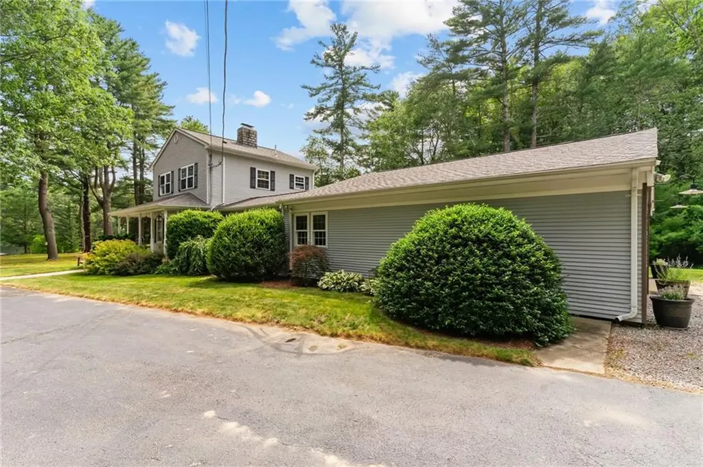 95 Lakehurst Drive Coventry RI 02816