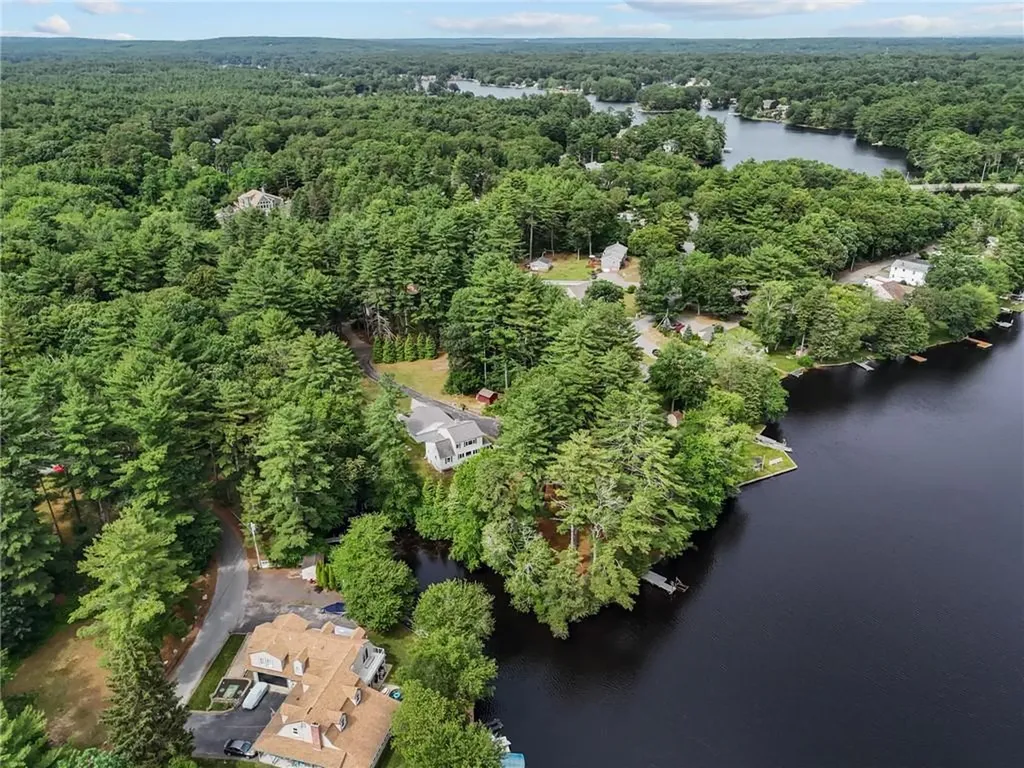95 Lakehurst Drive Coventry RI 02816