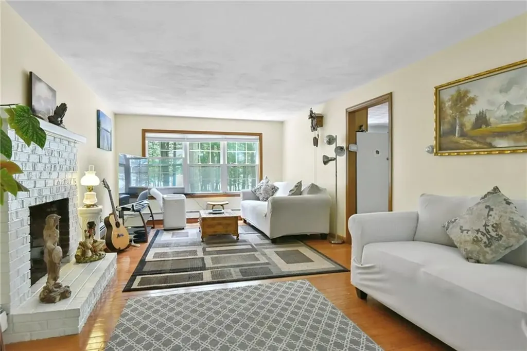 6 Ferris Drive Coventry RI 02816