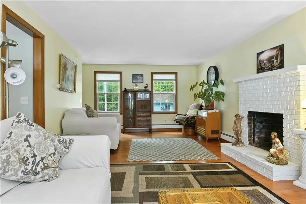 6 Ferris Drive Coventry RI 02816