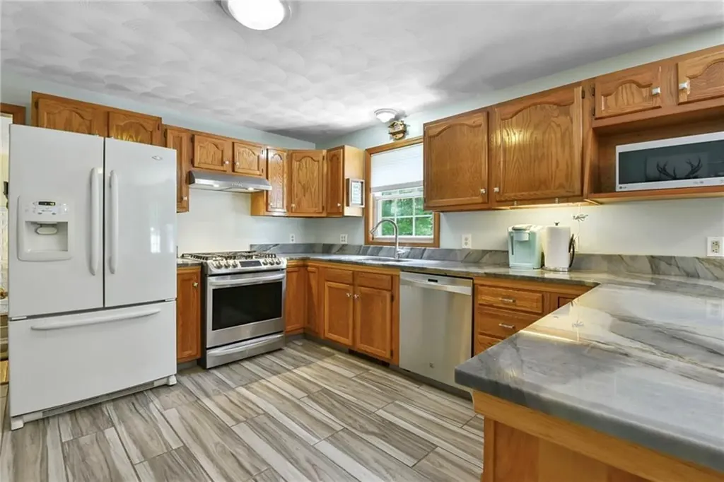 6 Ferris Drive Coventry RI 02816