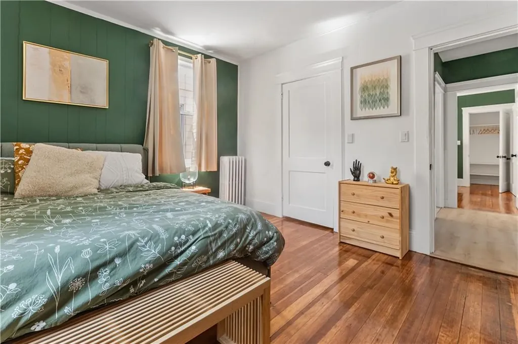 61 Wealth Avenue Providence RI 02908