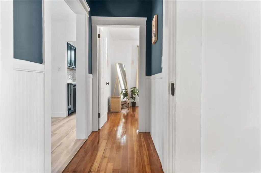 61 Wealth Avenue Providence RI 02908