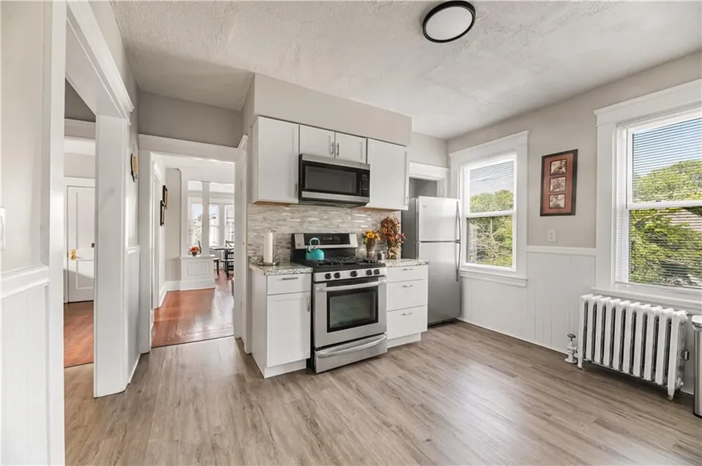 61 Wealth Avenue Providence RI 02908