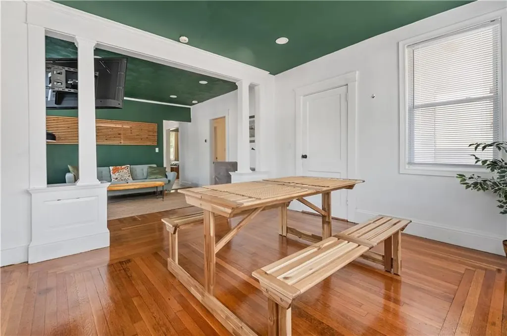 61 Wealth Avenue Providence RI 02908