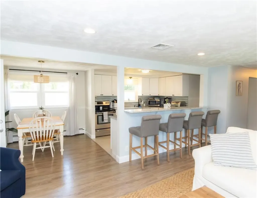 94 Osage Drive Warwick RI 02888