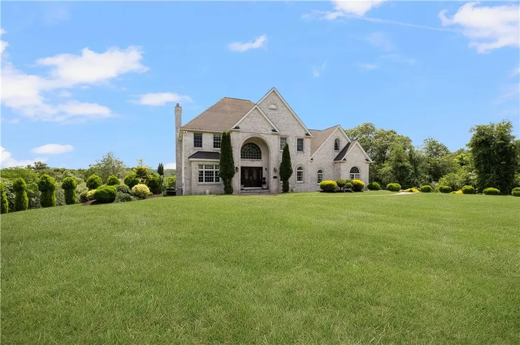 385 Scott Road Cumberland RI 02864