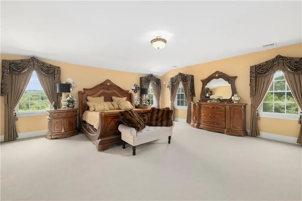 385 Scott Road Cumberland RI 02864