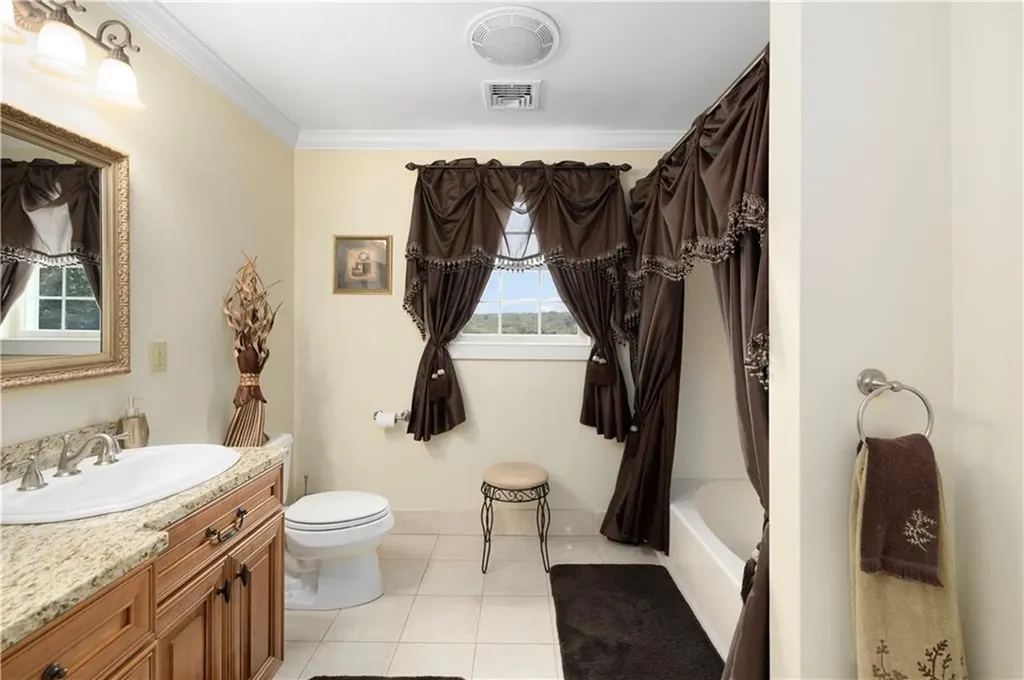 385 Scott Road Cumberland RI 02864