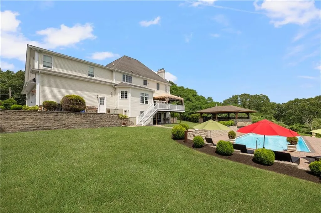 385 Scott Road Cumberland RI 02864