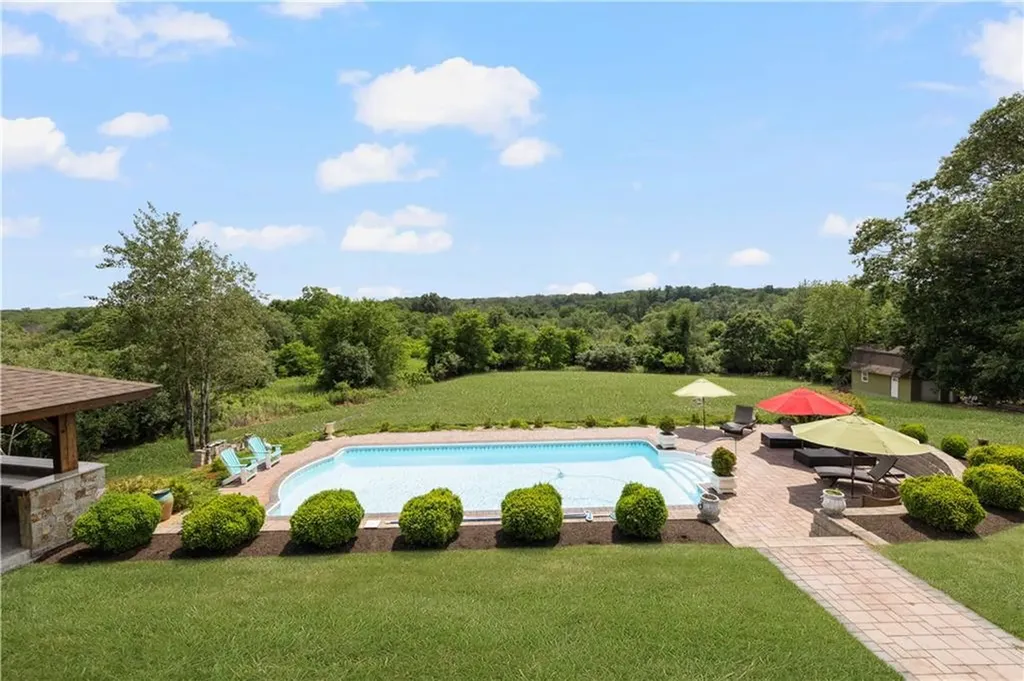 385 Scott Road Cumberland RI 02864