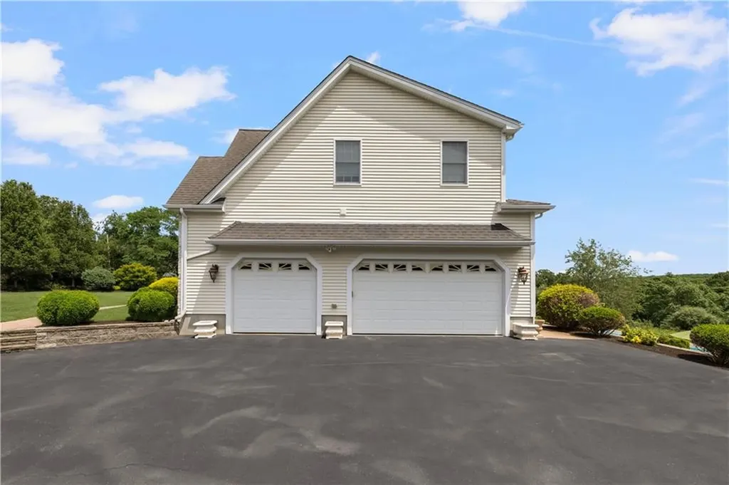 385 Scott Road Cumberland RI 02864