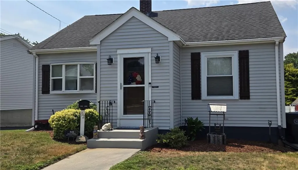 92 Silver Spring Avenue East Providence RI 02915