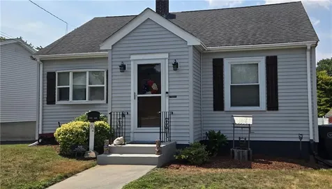 92 Silver Spring Avenue East Providence RI 02915