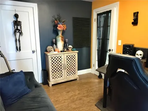 92 Silver Spring Avenue East Providence RI 02915