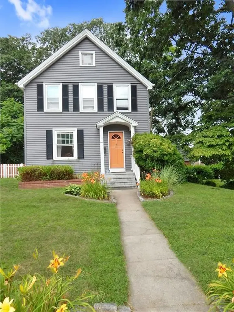 46 Highland Avenue Westerly RI 02891