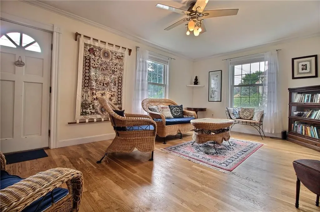 46 Highland Avenue Westerly RI 02891