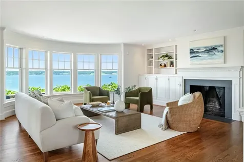 17 Ferolbink Way Little Compton RI 02837