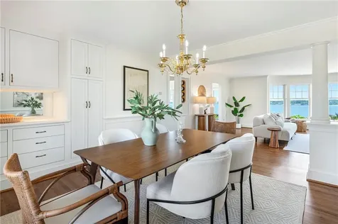 17 Ferolbink Way Little Compton RI 02837