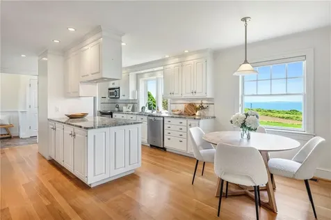 17 Ferolbink Way Little Compton RI 02837