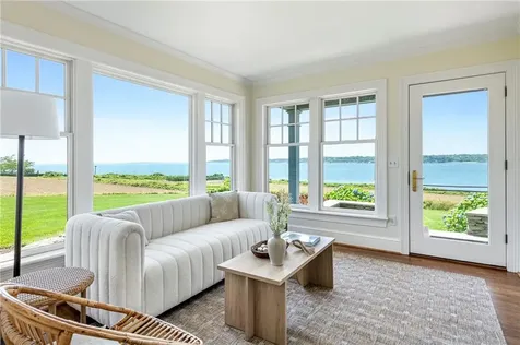 17 Ferolbink Way Little Compton RI 02837