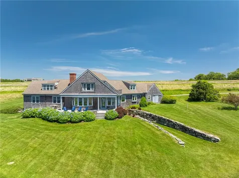 17 Ferolbink Way Little Compton RI 02837