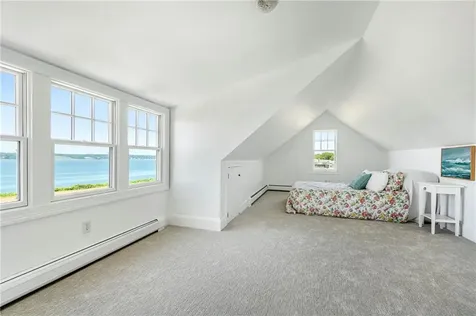 17 Ferolbink Way Little Compton RI 02837