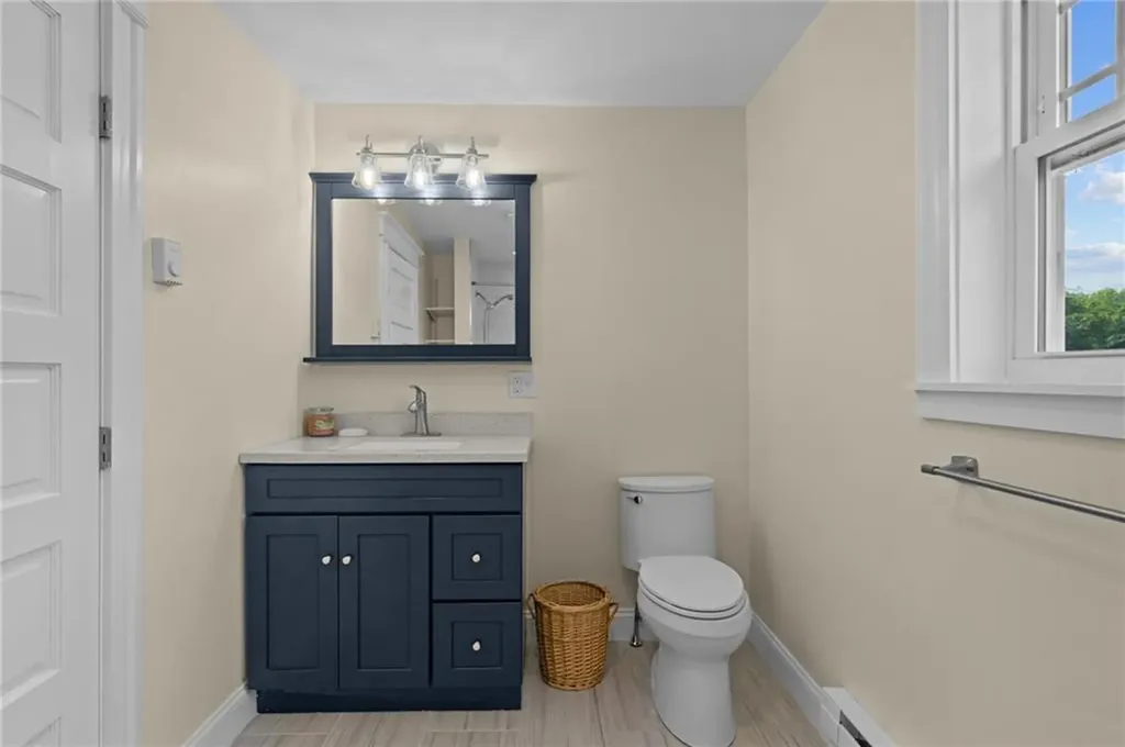 8 Parkman Street Providence RI 02907