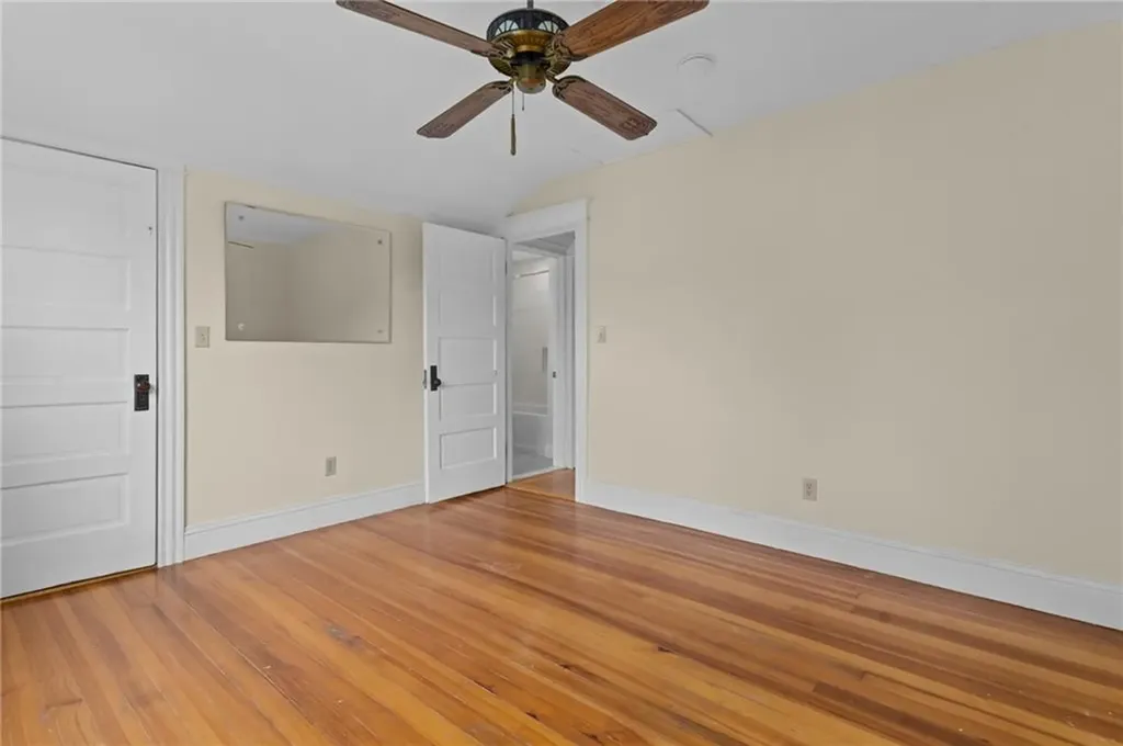 8 Parkman Street Providence RI 02907