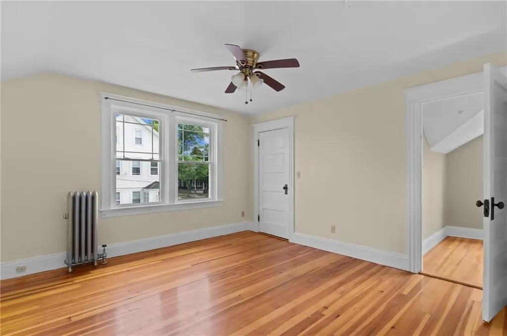 8 Parkman Street Providence RI 02907