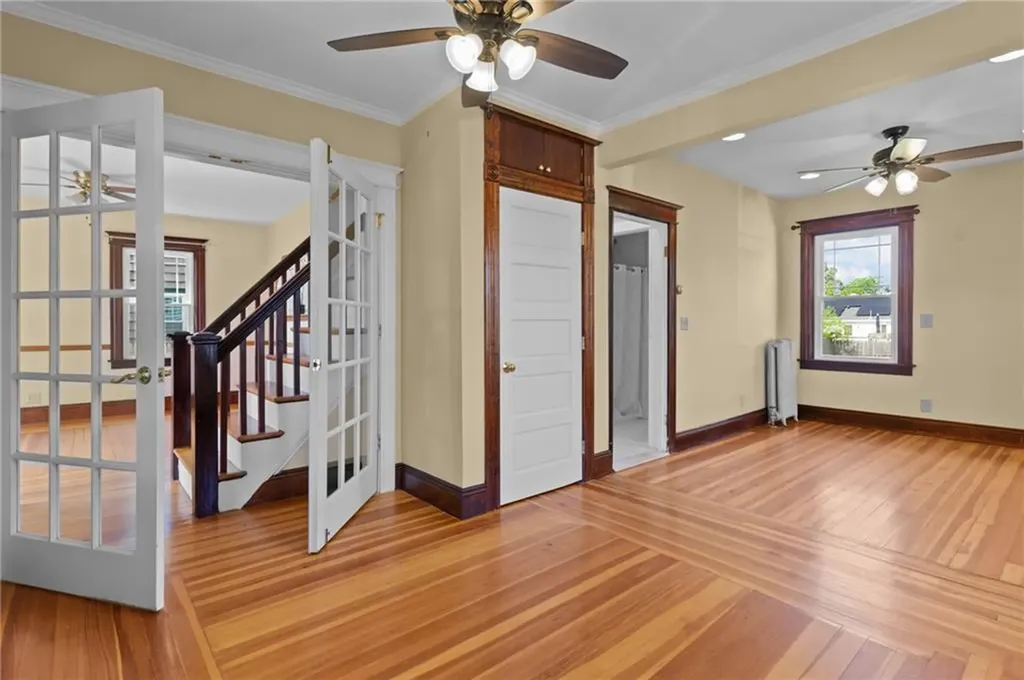 8 Parkman Street Providence RI 02907