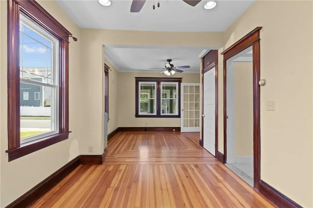 8 Parkman Street Providence RI 02907