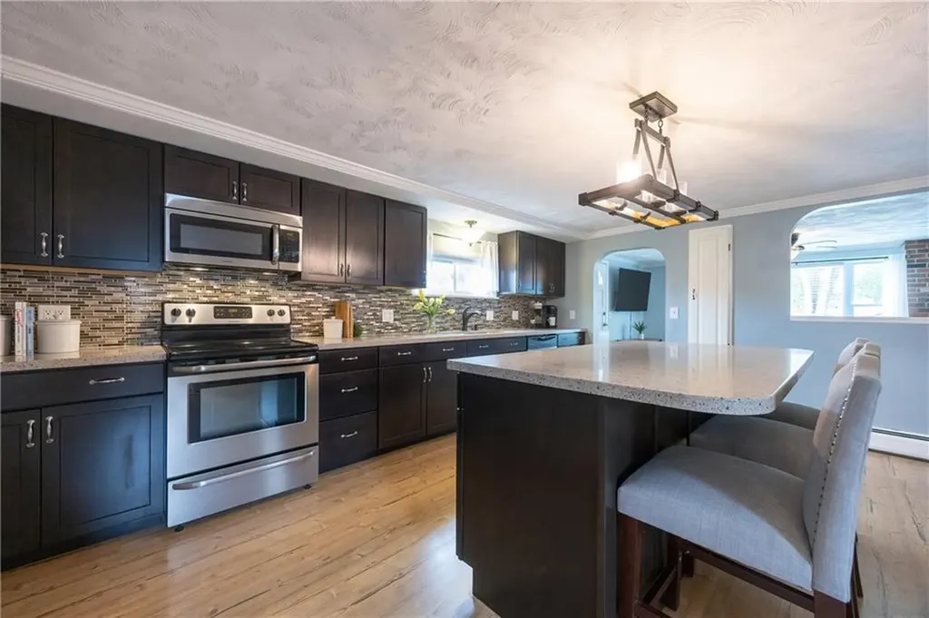 9 Pequot Avenue Cumberland RI 02864