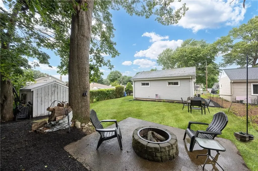 9 Pequot Avenue Cumberland RI 02864