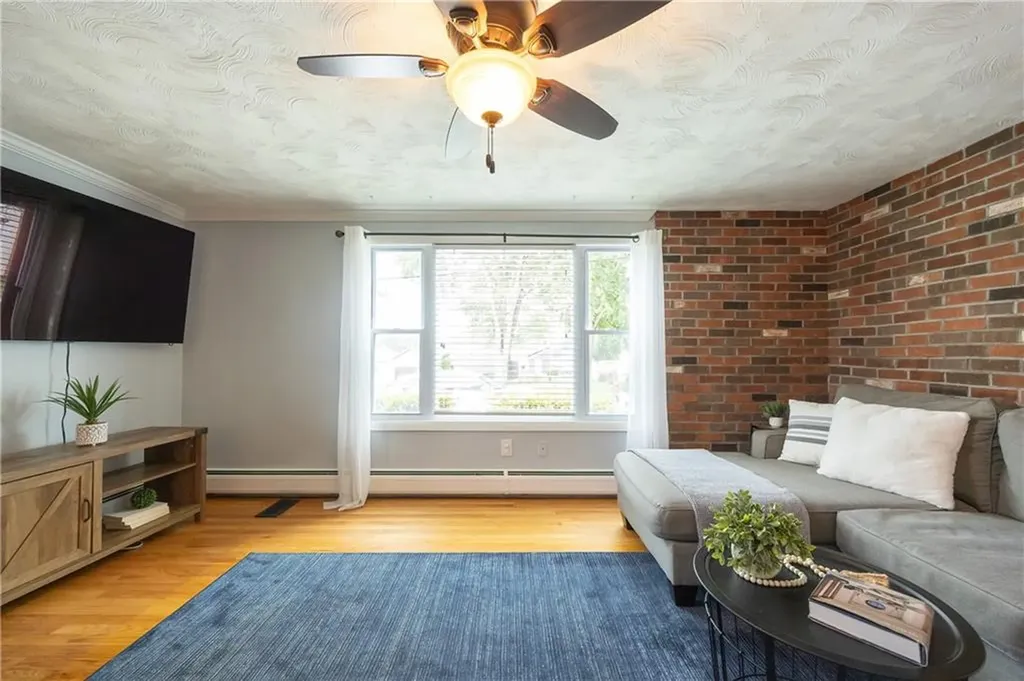 9 Pequot Avenue Cumberland RI 02864
