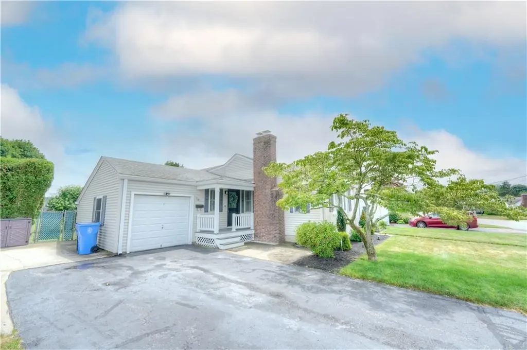 14 Willow Drive Cranston RI 02920