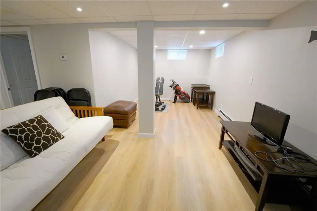 14 Willow Drive Cranston RI 02920