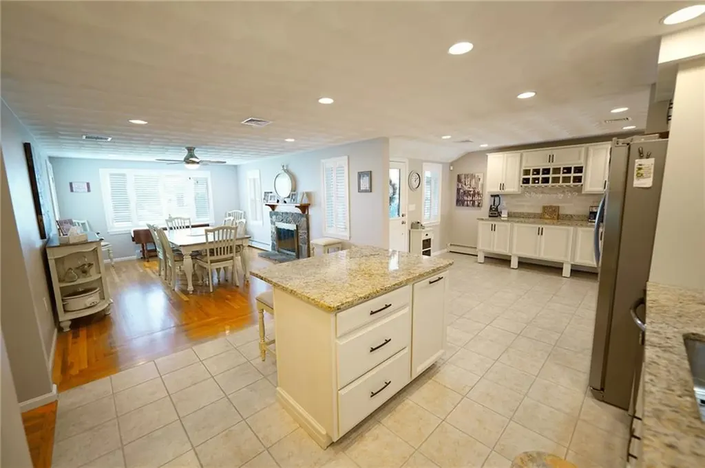 14 Willow Drive Cranston RI 02920