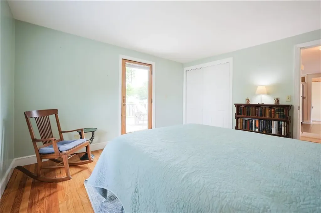 15 Terrace Drive Bristol RI 02809