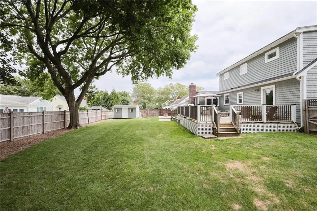 15 Terrace Drive Bristol RI 02809