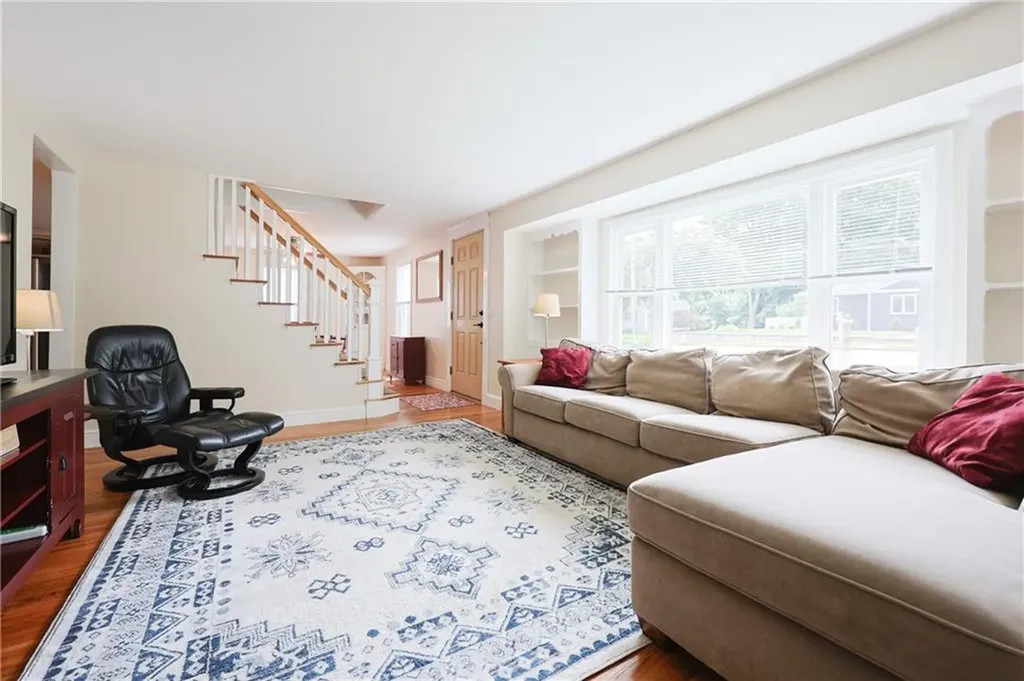 15 Terrace Drive Bristol RI 02809