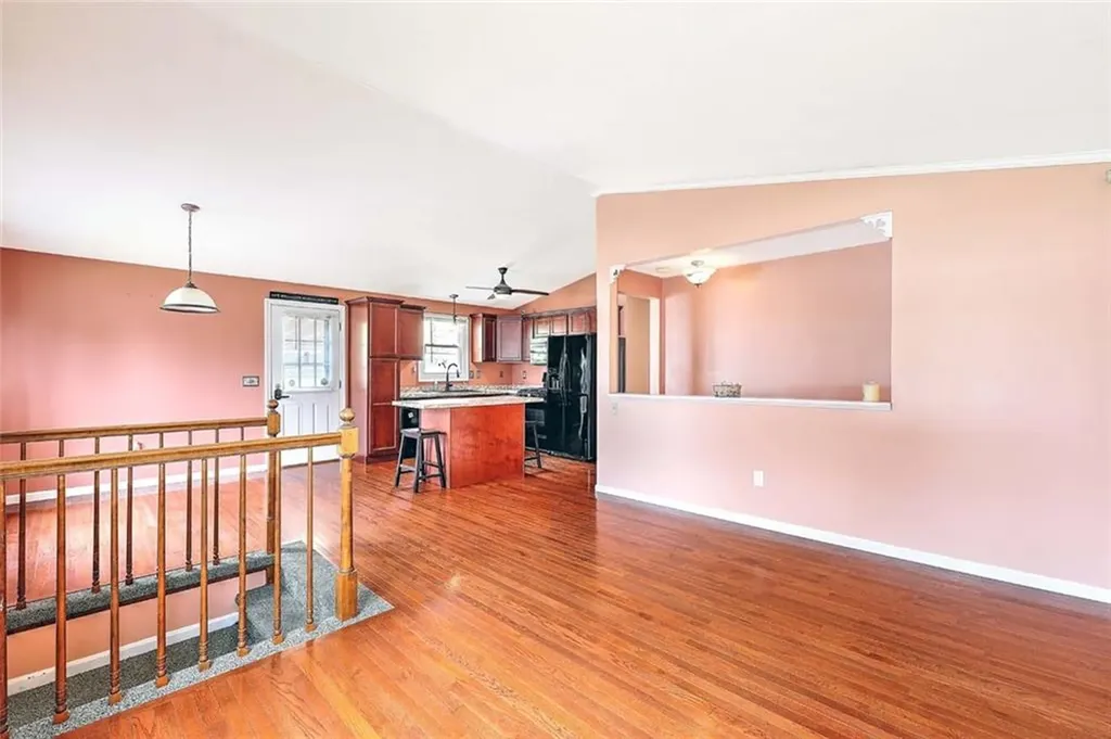 28 Plant Street Cumberland RI 02864