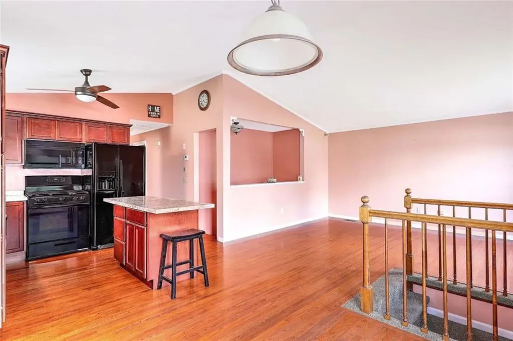 28 Plant Street Cumberland RI 02864