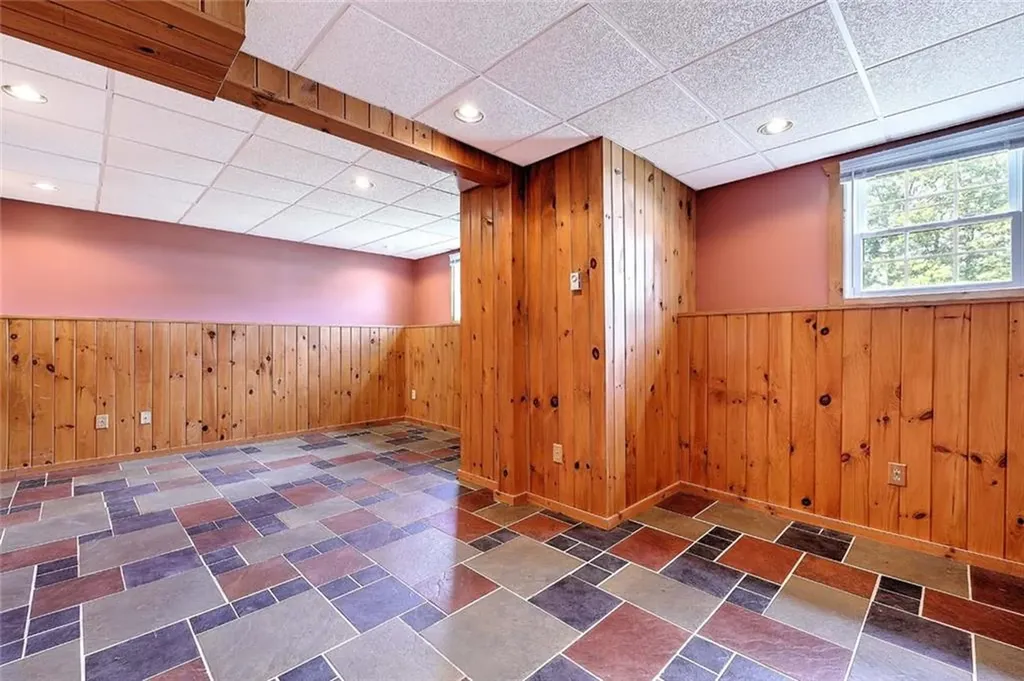 28 Plant Street Cumberland RI 02864