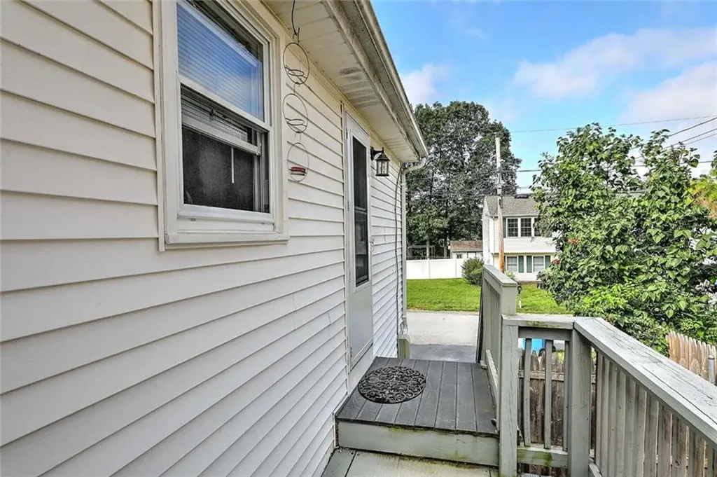 28 Plant Street Cumberland RI 02864