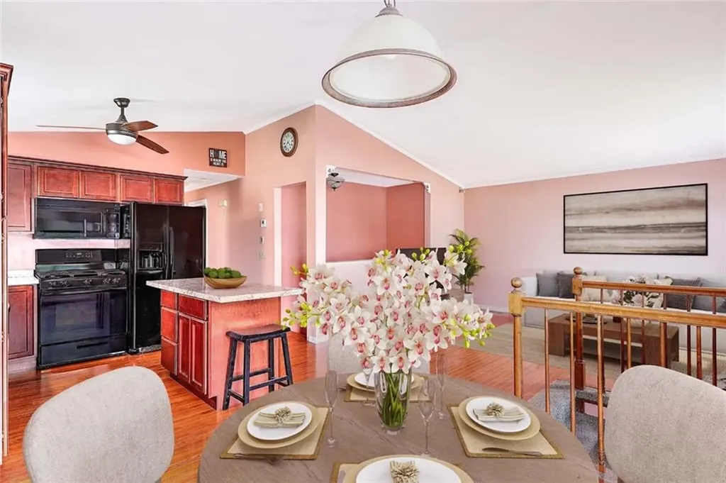 28 Plant Street Cumberland RI 02864