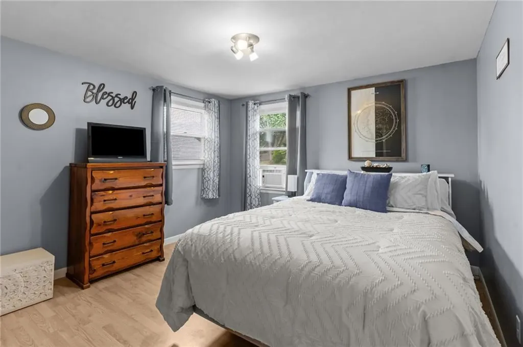 17 Linwood Drive Coventry RI 02816