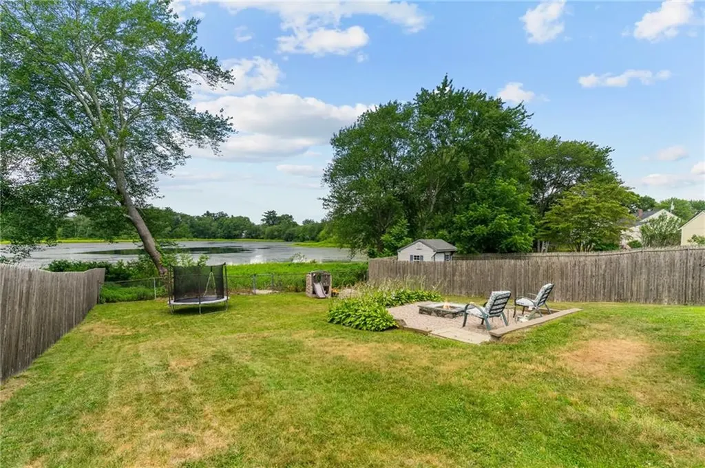 17 Linwood Drive Coventry RI 02816